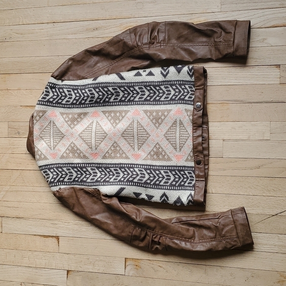 Altar'd State Jackets & Blazers - Altar'd State Faux Leather Moto Jacket with Aztec Back Sz Small